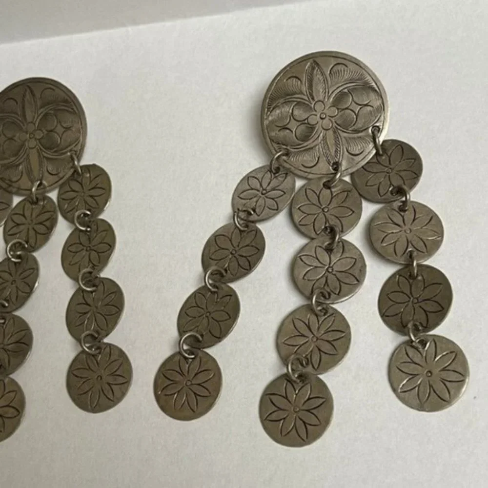 Silver Tone Dangling Earrings Floral Stamp CIrcles Round Layered Festival Casual